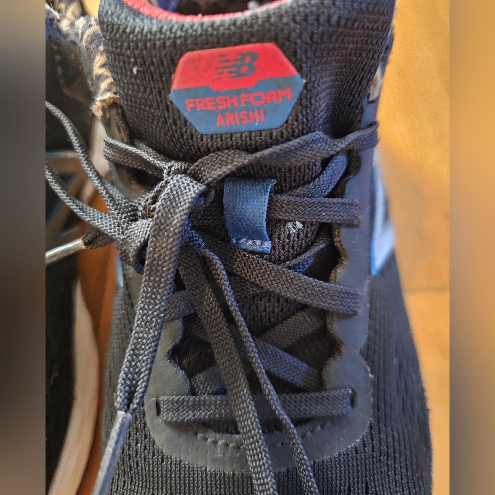 New Balance Mens Fresh Foam Arishi GPARISB2 Black Running Sneakers Sz 5.5 Read - Picture 2 of 12